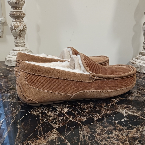 Ugg Ascot II Venetian Curdoroy Driver/Slippers Size 8 Men/9.5 Women - Picture 8 of 12